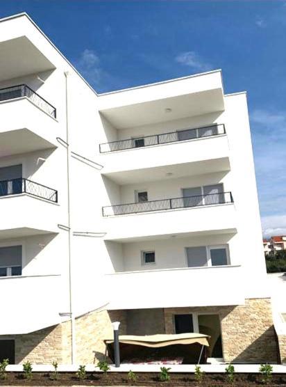 Apartment Bella 诺瓦利娅 外观 照片