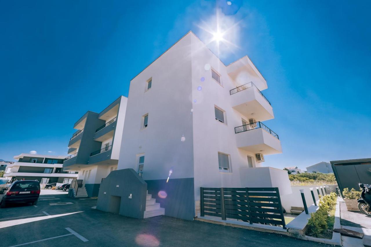 Apartment Bella 诺瓦利娅 外观 照片
